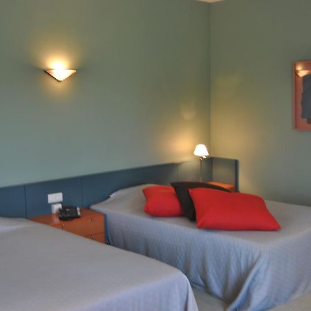 Greenpark Hotel Sint-Pieters-Leeuw ภายนอก รูปภาพ