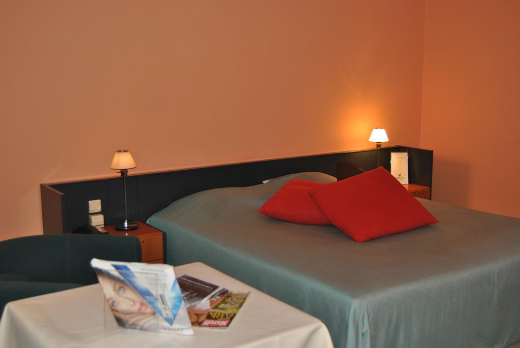 Greenpark Hotel Sint-Pieters-Leeuw ห้อง รูปภาพ